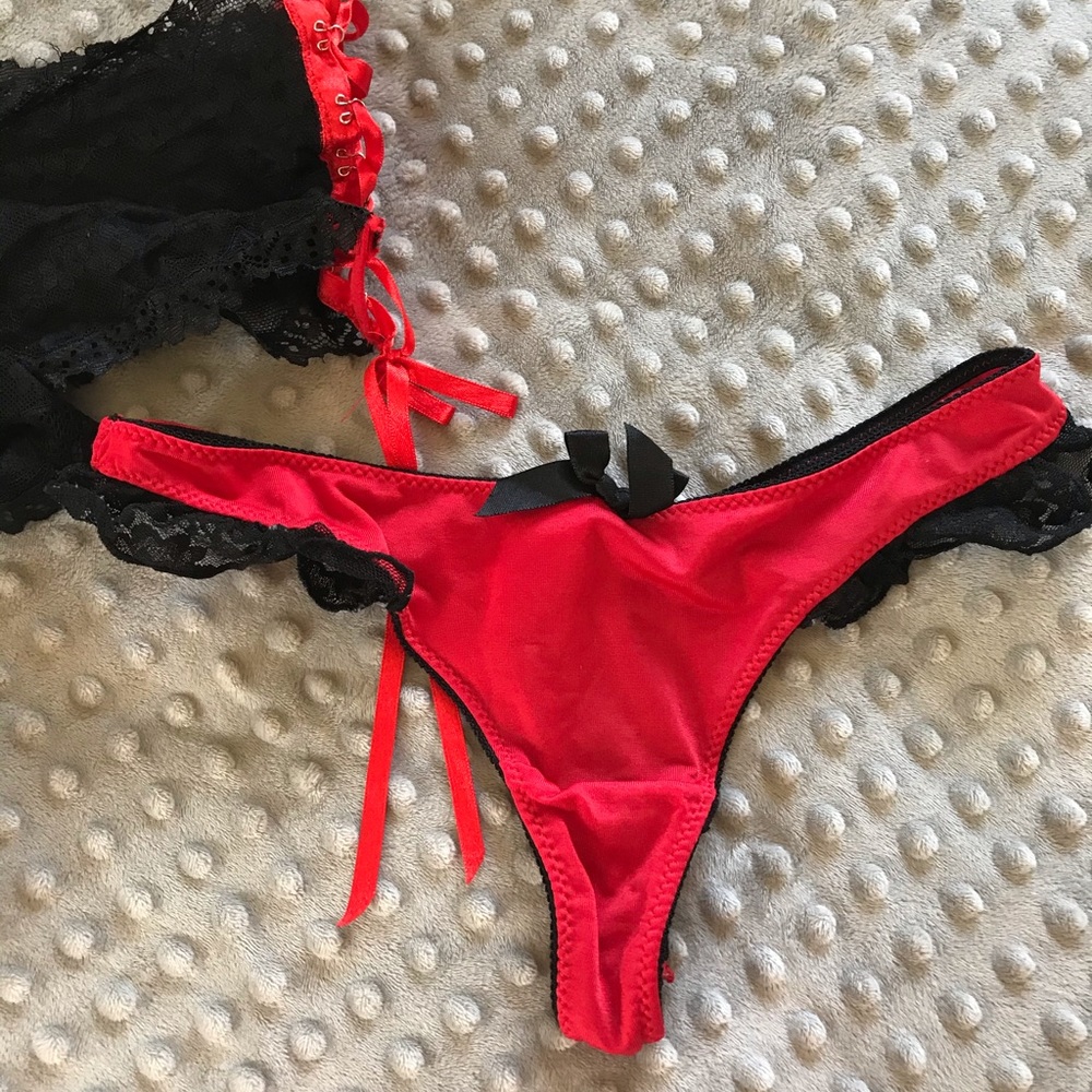 Lingerie bundle - Picture 3 of 5